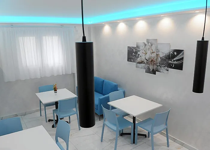 住宿加早餐酒店 Aida 切法卢