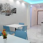 Oda ve Kahvaltı Aida 4*