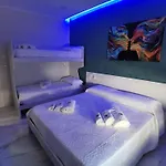 Oda ve Kahvaltı Aida 4*